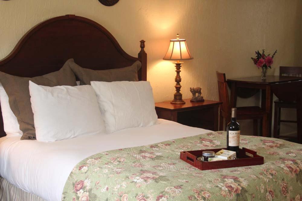 Room image 5
